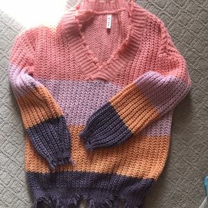 NWOT VICI adorable collection sweater.